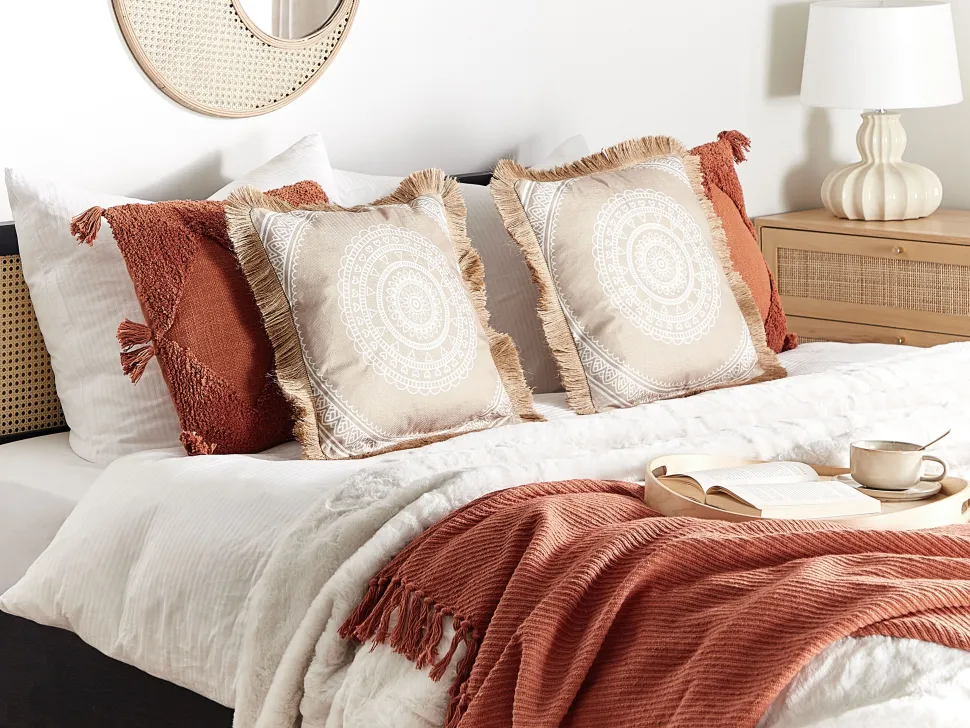 Almofada Decorativa Creme E Branca 45 X 45 Cm Geranium