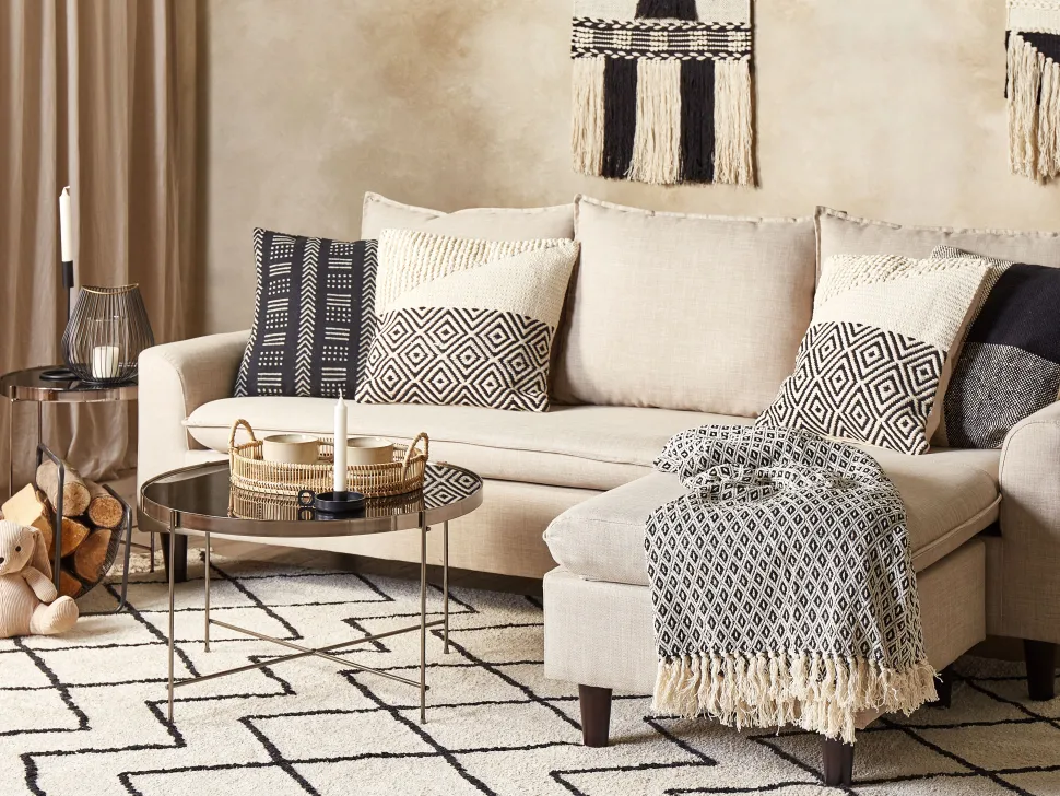 Almofada Decorativa Em Algodao Creme E Preto Com Padrao Geometrico 45 X 45 Cm Calanthe