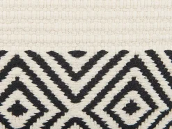 Almofada Decorativa Em Algodao Creme E Preto Com Padrao Geometrico 45 X 45 Cm Calanthe