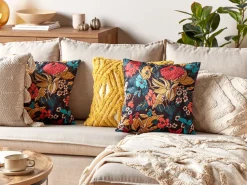 Almofada Decorativa Em Veludo Multicolor Com Padrao De Flores 45 X 45 Cm Protea