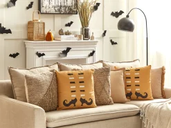 Almofada Decorativa Em Veludo Laranja 45 X 45 Cm Covasna