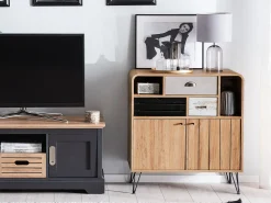 Aparador Com 3 Gavetas E 2 Portas Cor De Madeira Clara Kyle