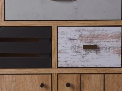 Aparador Com 3 Gavetas E 2 Portas Cor De Madeira Clara Kyle