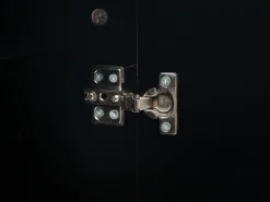 Aparador Com 2 Portas Em Madeira Clara E Preto Alaska