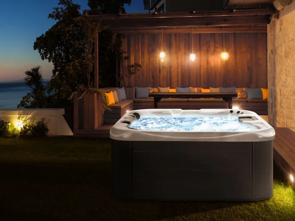 Banheira De Hidromassagem De Exterior Em Acrilico Branco Com Led 200 X 200 Cm Lastarria