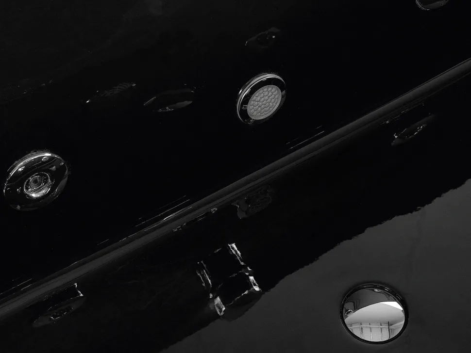 Banheira De Hidromassagem Em Acrilico Preto 172 X 83 Cm Montego