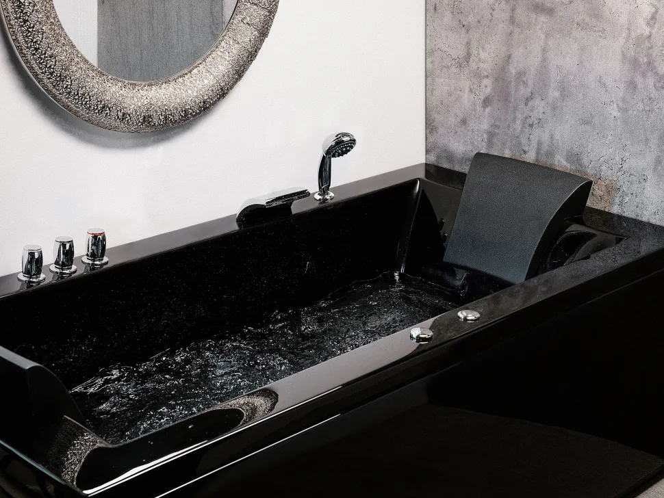 Banheira De Hidromassagem Versao A Esquerda Em Acrilico Preto 183 X 90 Cm Varadero