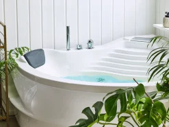 Banheira De Hidromassagem De Canto Em Acrilico Branco Com Led E Coluna Bluetooth 210 X 145 Cm Monaco