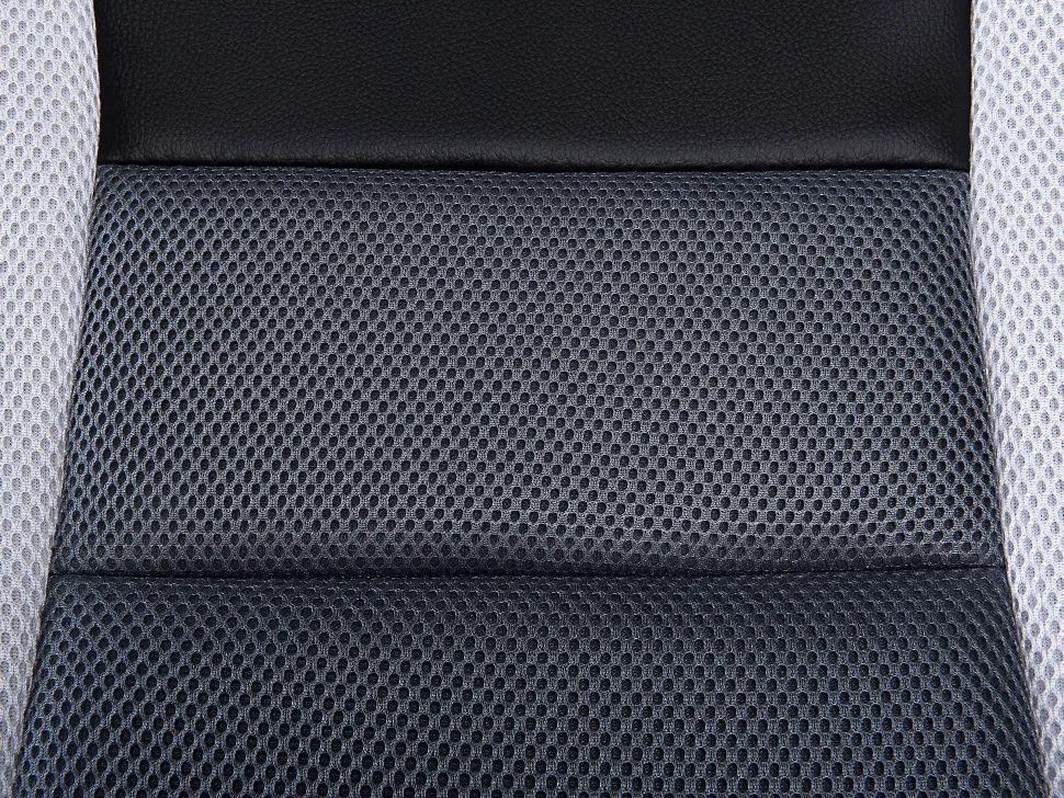 Cadeira De Escritorio Com Bracos Ajustaveis Em Pele Sintetica Preta Dean