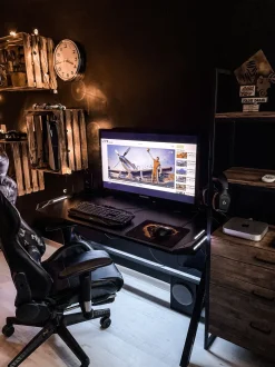 Cadeira Gaming Em Pele Sintetica Camuflada E Preta Victory