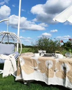 Cadeira Suspensa Em Metal E Corda Branca Com Suporte Arco