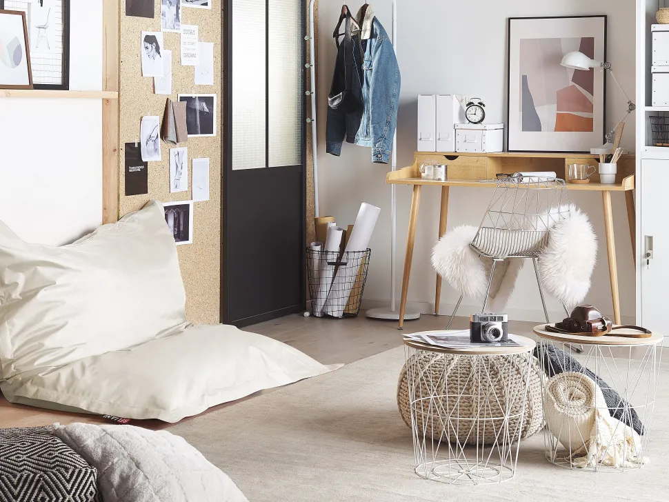 Candeeiro De Mesa Articulado Em Metal Branco Cabris