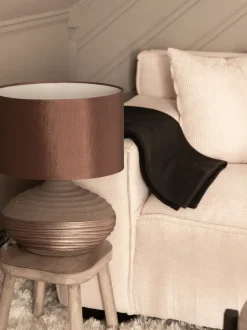 Candeeiro De Mesa Castanho Lima