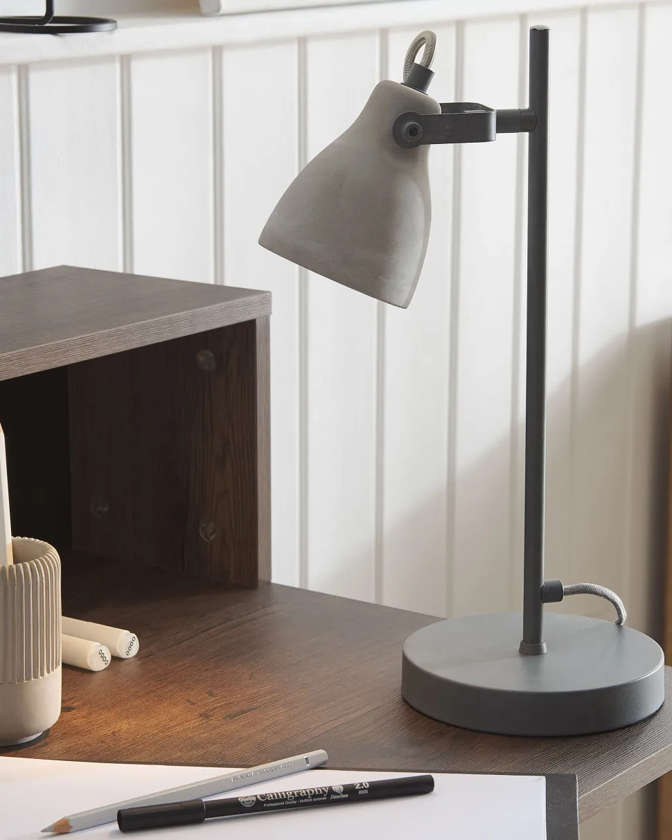 Candeeiro De Mesa Em Betao Mistago