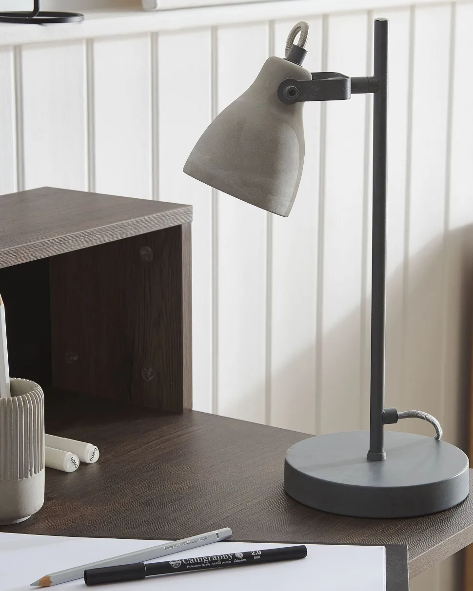 Candeeiro De Mesa Em Betao Mistago