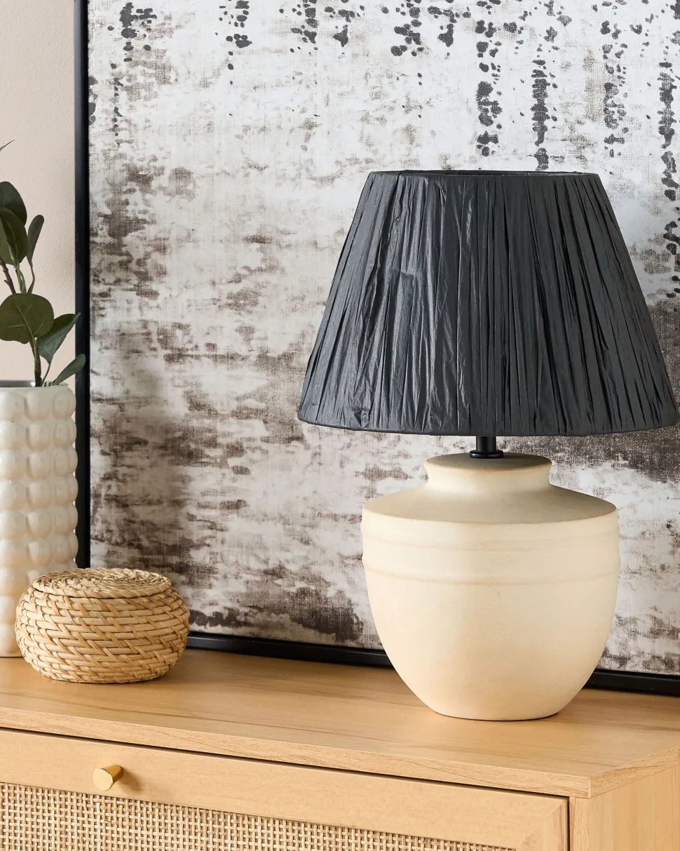 Candeeiro De Mesa Em Ceramica Creme 44 Cm Tigre