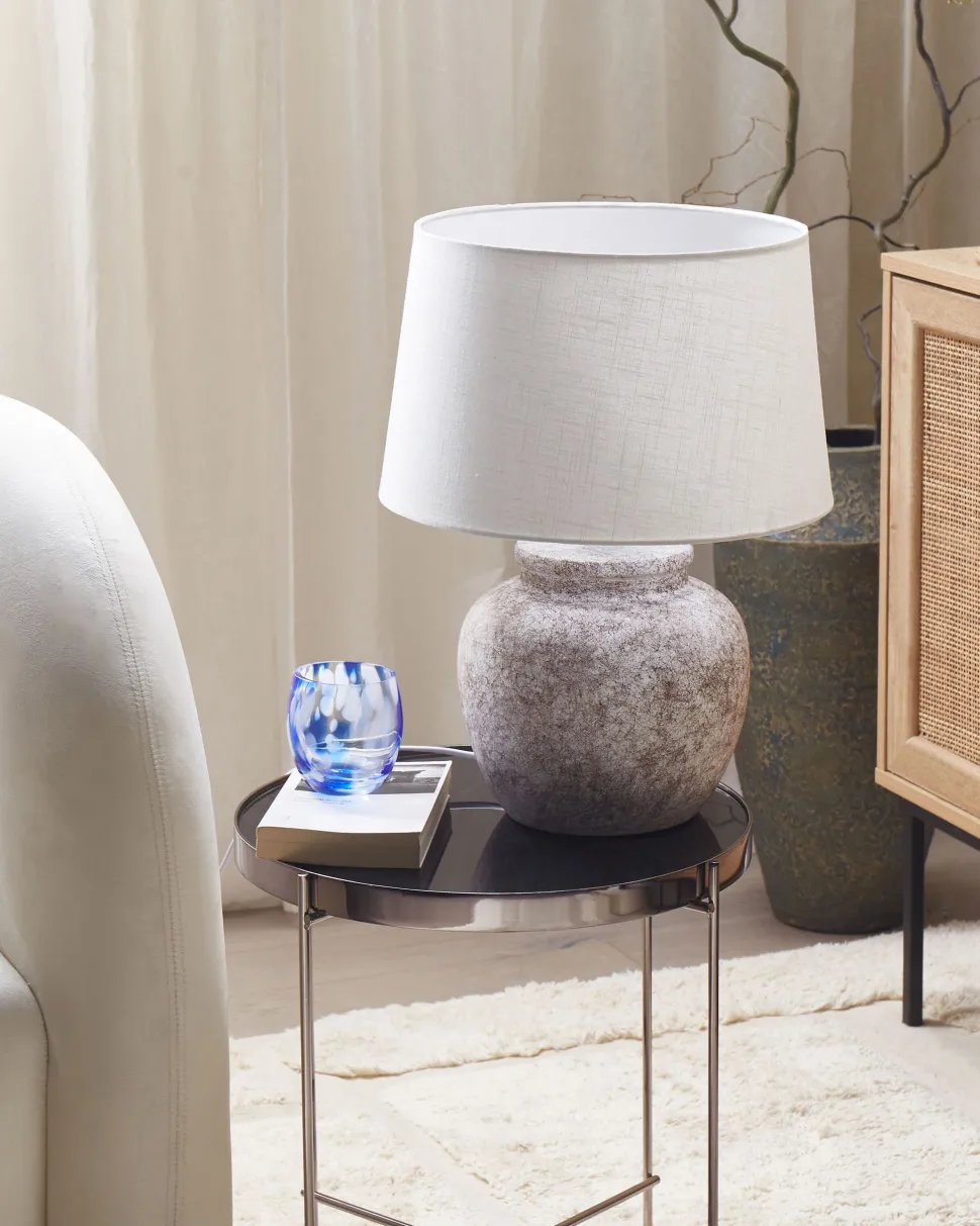 Candeeiro De Mesa Em Ceramica Creme E Branco 47 Cm Mareb