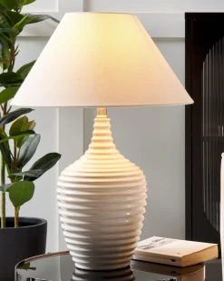 Candeeiro De Mesa Em Ceramica Creme Celeste