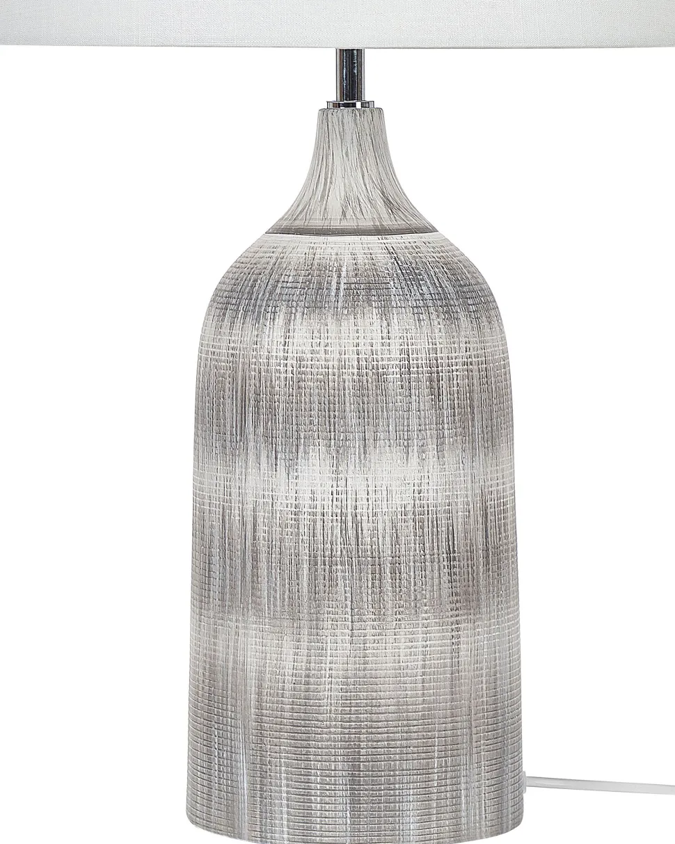 Candeeiro De Mesa Em Ceramica Cinzento Claro E Creme 66 Cm Georgina