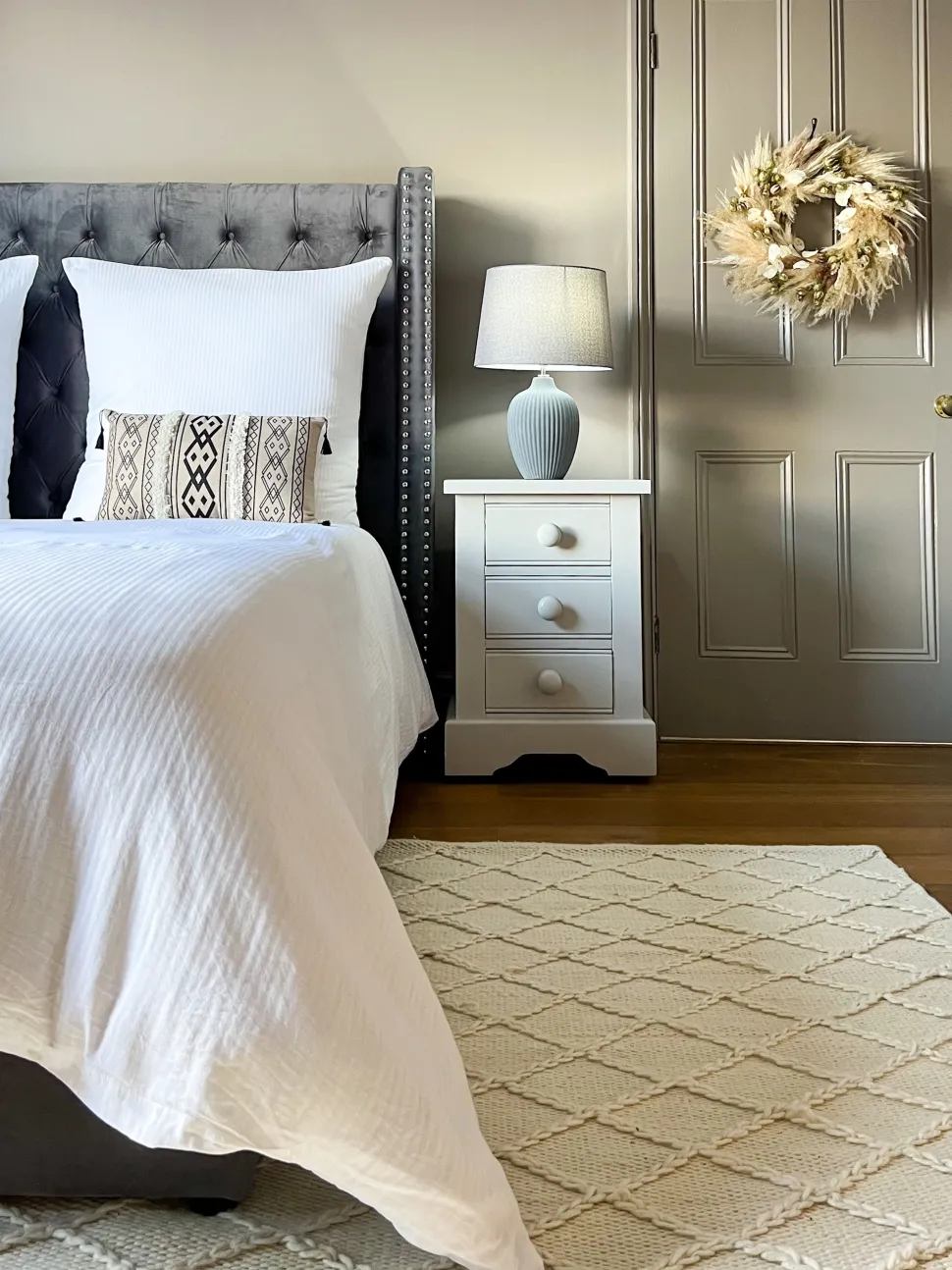 Candeeiro De Mesa Em Ceramica Cinzenta Fergus