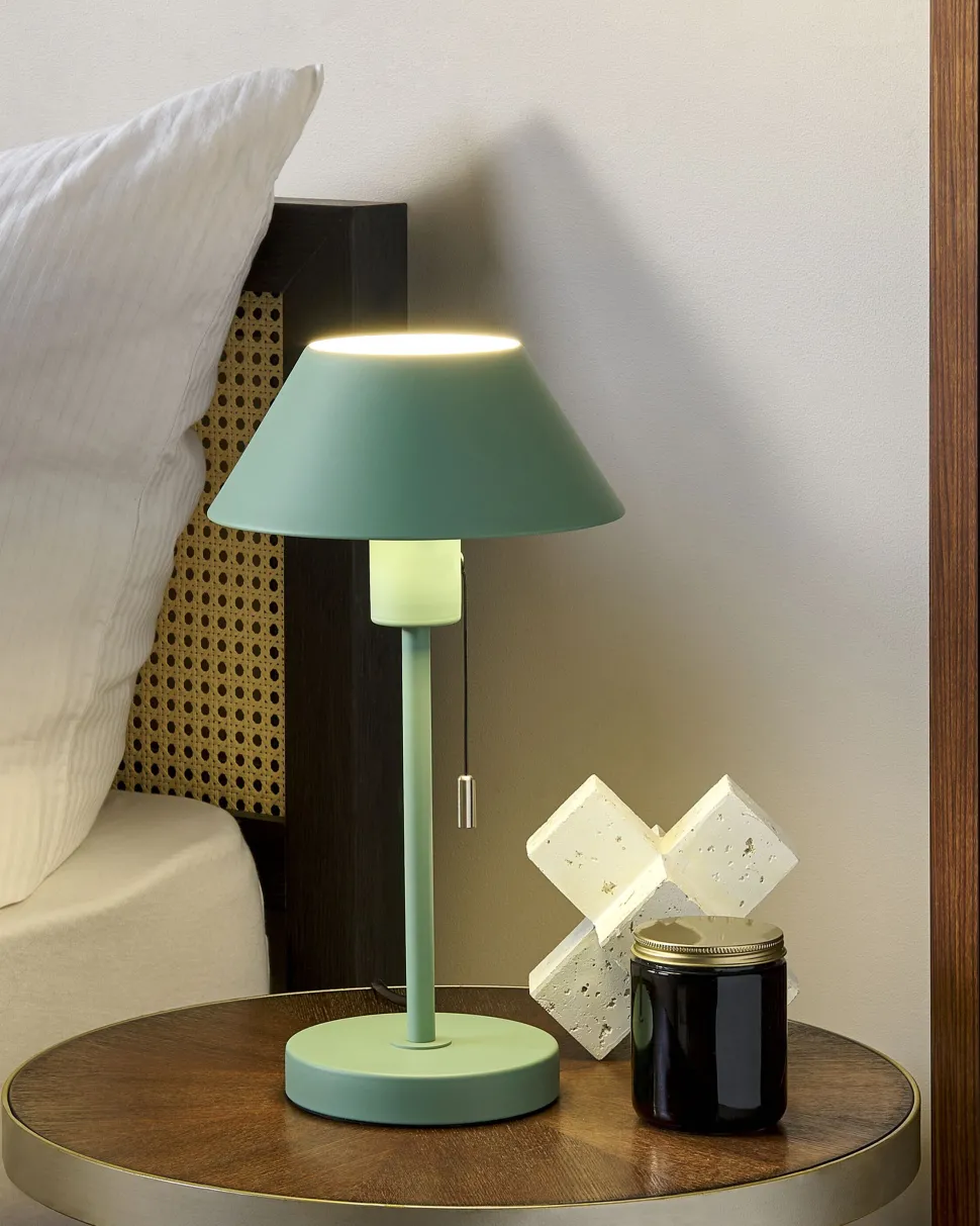 Candeeiro De Mesa Em Metal Verde Claro 37 Cm Caparo