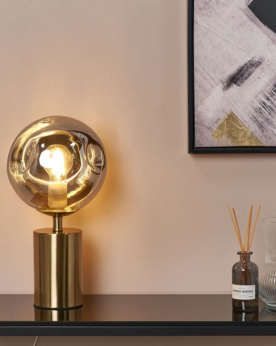 Candeeiro De Mesa Em Metal Cor De Bronze E Prateado Boyd