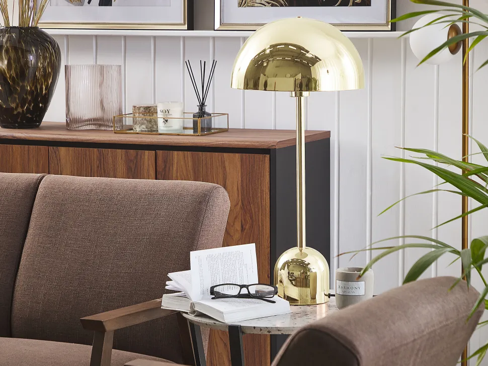 Candeeiro De Mesa Em Metal Dourado 64 Cm Macasia