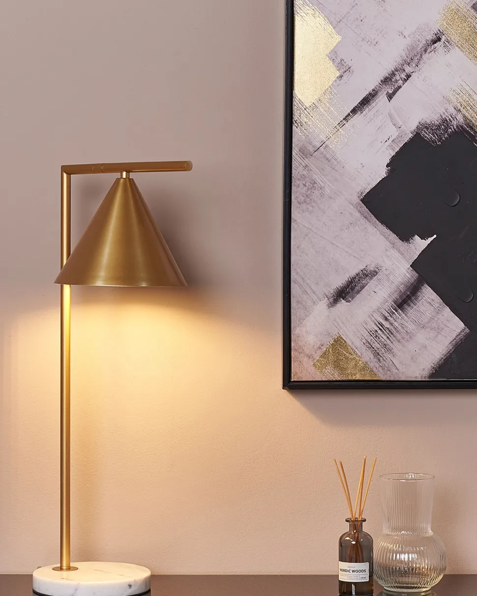 Candeeiro De Mesa Em Metal Dourado 65 Cm Mocal