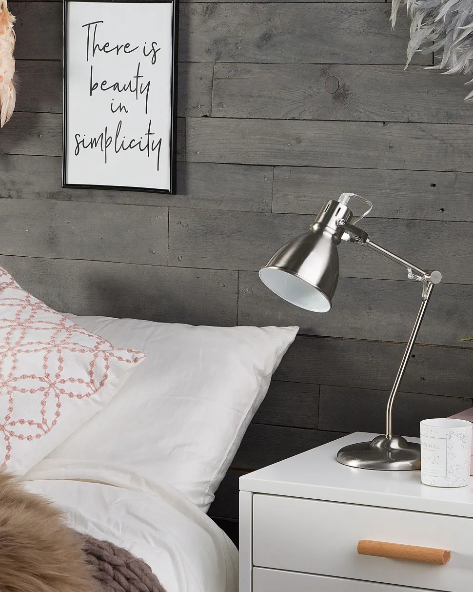 Candeeiro De Mesa Em Metal Prateado Monsan