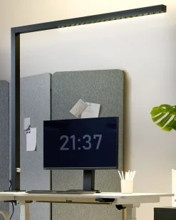 Candeeiro De Mesa Led Em Metal Preto 120 Cm Volans