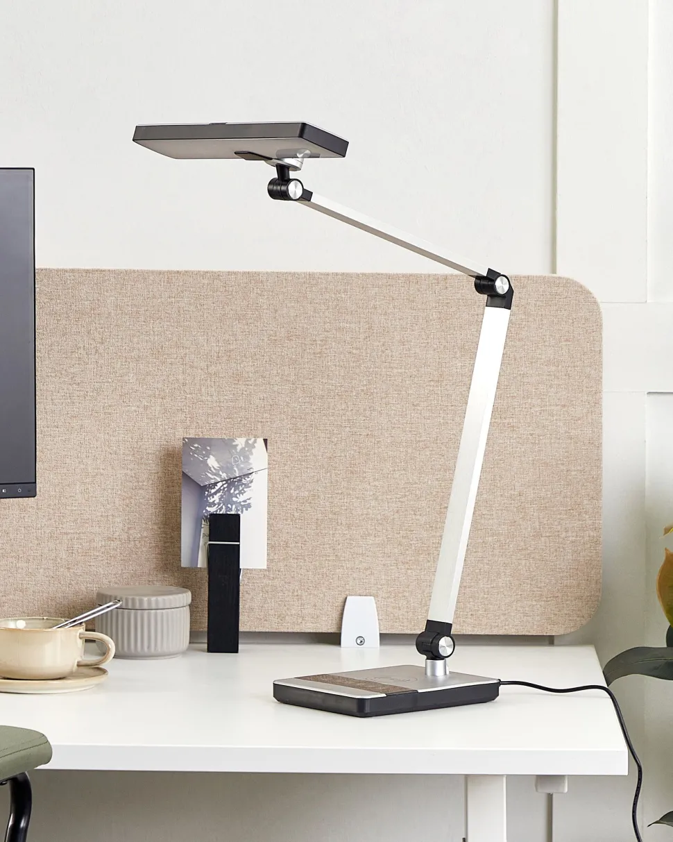 Candeeiro De Mesa Led Em Metal Prateado 73 Cm Lacerta