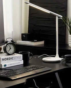 Candeeiro De Mesa Led Em Metal Branco 38 Cm Draco