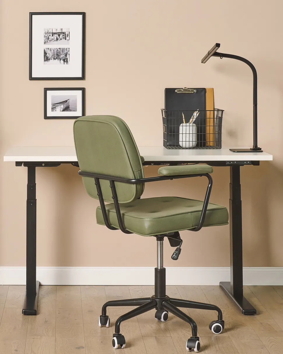 Candeeiro De Mesa Led Preto 68 Cm Kouris