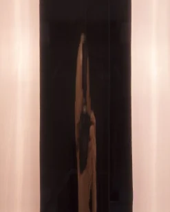 Candeeiro De Mesa Preto E Cor De Cobre Stiletto