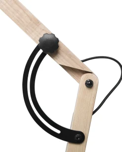 Candeeiro De Pe Articulado Em Madeira E Metal Preto 175 Cm Hetton