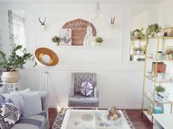 Candeeiro De Pe Branco E Dourado Thames Ii