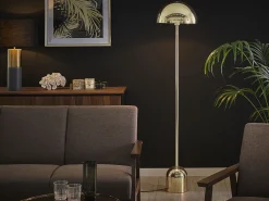 Candeeiro De Pe Em Metal Dourado 158 Cm Macasia