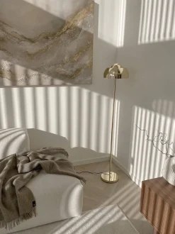 Candeeiro De Pe Em Metal Dourado 148 Cm Senette
