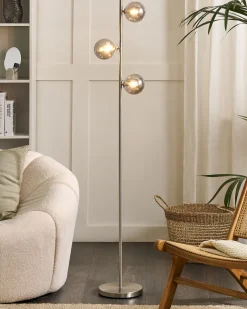 Candeeiro De Pe Prateado 154 Cm Ramis