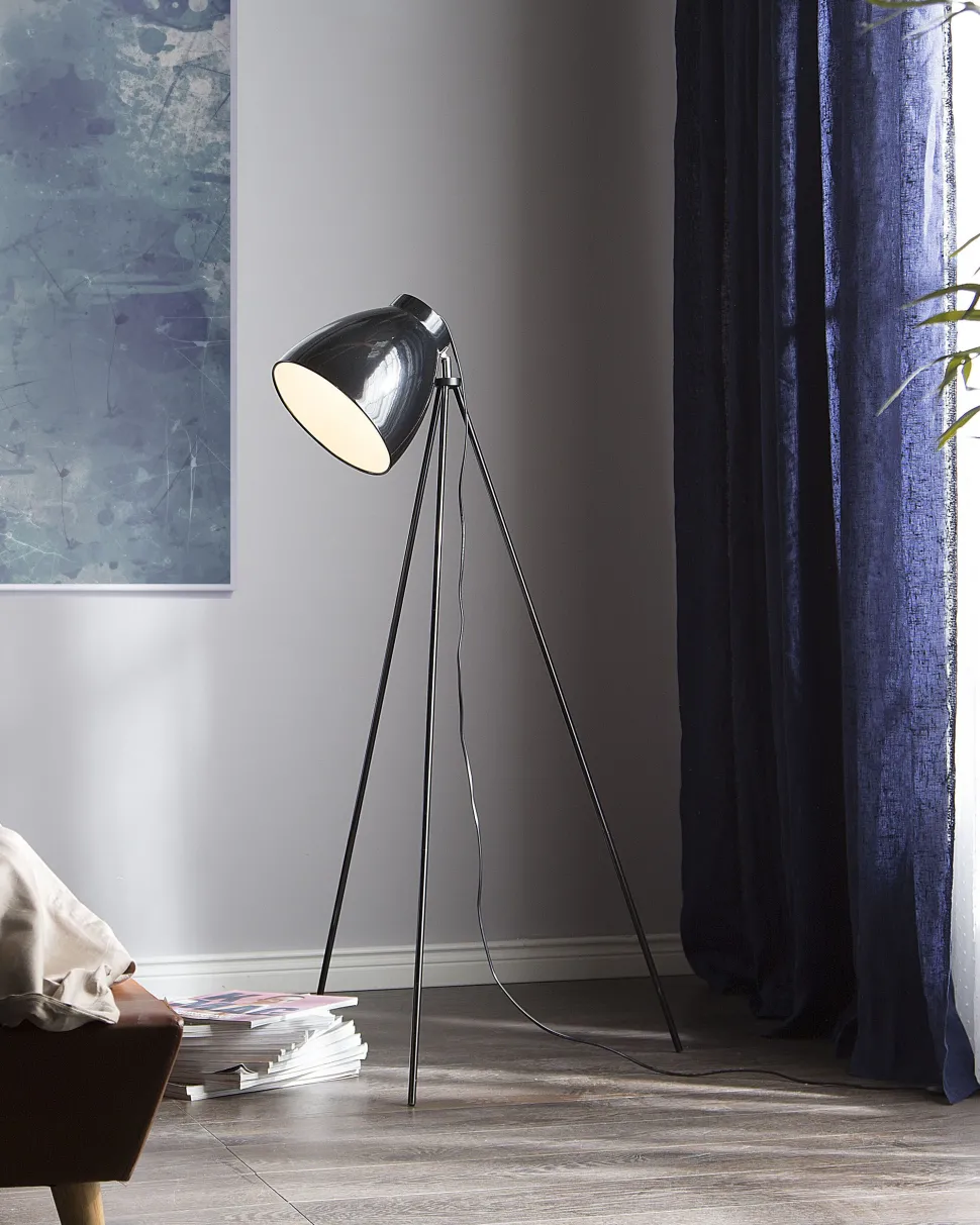 Candeeiro De Pe Preto 128 Cm Tamega