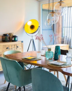 Candeeiro De Pe Preto E Dourado Thames