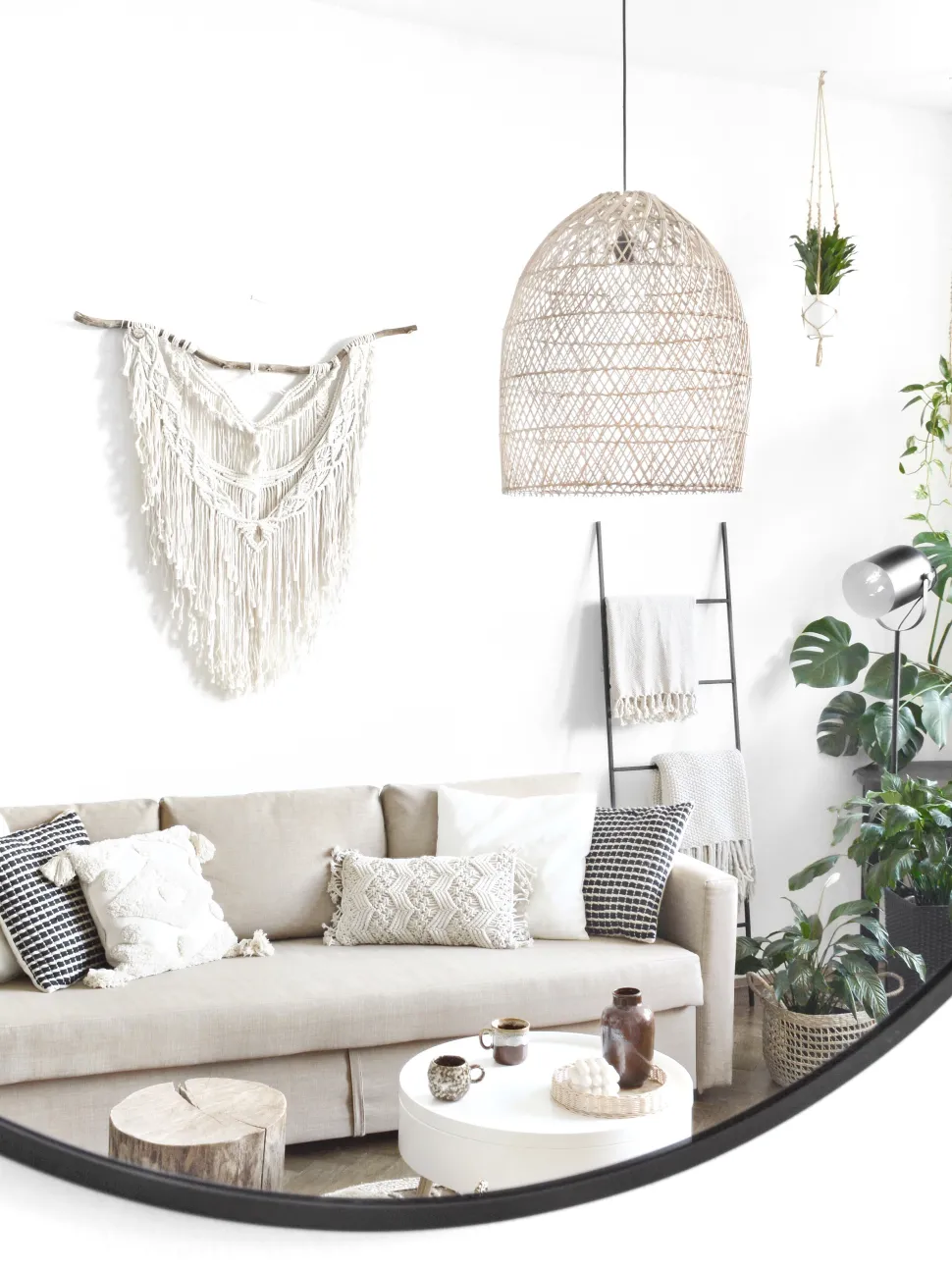 Candeeiro De Pe Preto Tyria