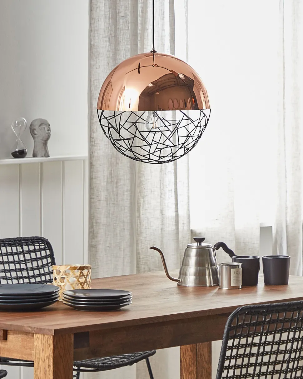 Candeeiro De Teto Metalico Cor De Cobre E Preto Padma