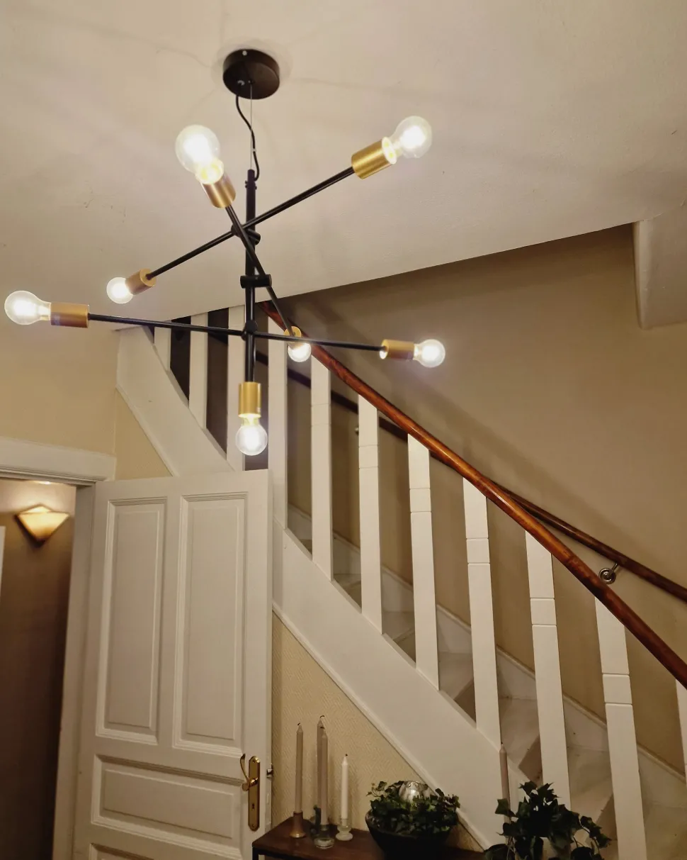 Candeeiro De Teto Para 7 Lampadas Preto E Dourado Cremera