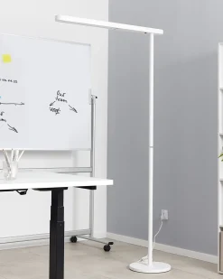 Candeeiro Led De Pe Em Metal Branco 186 Cm Perseus