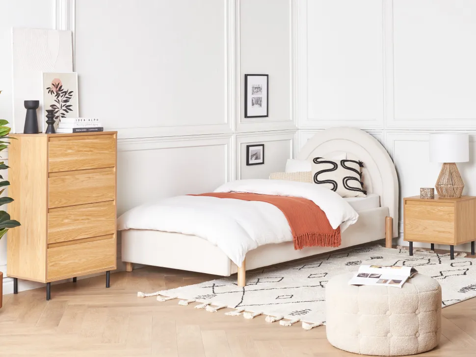 Comoda Com 4 Gavetas Cor De Madeira Clara Nikea