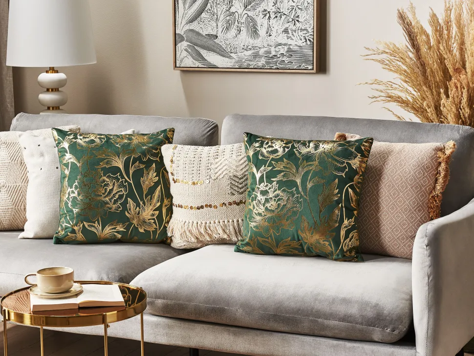 Conjunto De 2 Almofadas Decorativas Em Veludo Verde E Dourado 45 X 45 Cm Daffodil