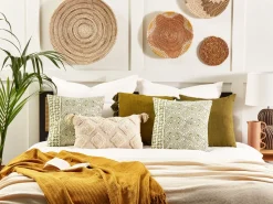 Conjunto De 2 Almofadas Decorativas Verde Claro E Branco 45 X 45 Cm Larics