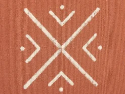 Conjunto De 2 Almofadas Decorativas Com Padrao Geometrico Em Algodao Laranja E Branco 45 X 45 Cm Vitis