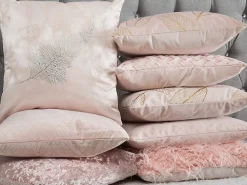 Conjunto De 2 Almofadas Decorativas Em Pele Sintetica 45 X 45 Cm Rosa Daisy